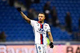 Ghi bàn từ giữa sân, 'hàng thải MU' có khiến Mourinho tiếc nuối?