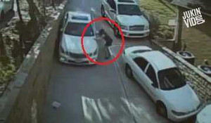 Clip: Tài xế quên kéo phanh tay và những cái kết 'cười ra nước mắt'