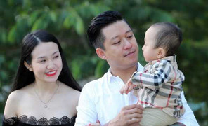 Tuấn Hưng hạnh phúc đón con gái chào đời