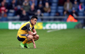 Video kết quả West Brom vs Arsenal: 'Pháo thủ' tan tành vì mất người