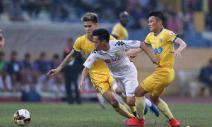 Hà Nội FC chặn đứng mạch bất bại của FLC Thanh Hóa