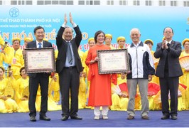 Vinamilk xác lập kỷ lục mới 'Đồng diễn thể dục dưỡng sinh có số lượng người cao tuổi tham gia đông nhất Việt Nam'