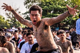 Bí ẩn thuật xăm huyền thuật của thiền sư Thái Lan