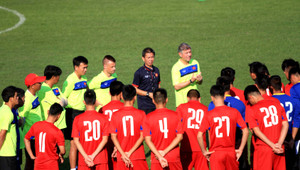 U20 Việt Nam vẫn chưa thuộc bài... khởi động