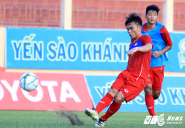 Cầu thủ 'nhí' Lương Hoàng Nam gây ấn tượng mạnh ở U20 Việt Nam