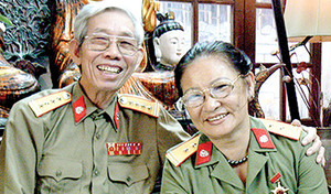 'Màu hoa đỏ' bị tạm dừng lưu hành, vợ cố nhạc sĩ Thuận Yến lên tiếng