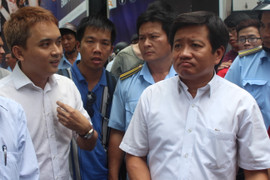 Video: Nhạc sĩ Võ Mạnh Hiền bị cẩu xe vẫn ngưỡng mộ ông Đoàn Ngọc Hải