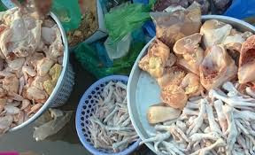 Vì sao thịt gà Brazil nhập về Việt Nam giá chỉ 1 USD/kg?