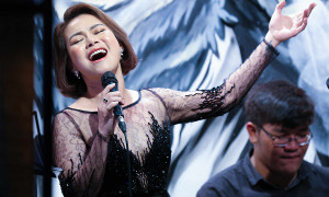 Hải Yến Idol thăng hoa với những ca khúc ‘Làn sóng xanh’ đình đám