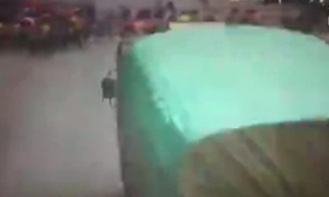 Xe tải đâm nhóm học sinh sang đường gây tai nạn thương tâm