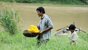 Hé lộ kinh phí không ngờ của phim 'Cha cõng con'