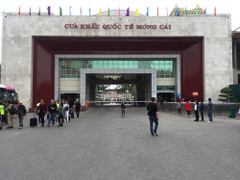 Cửa hàng ‘chỉ bán cho người Trung Quốc’: Thủ tướng yêu cầu xác minh