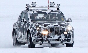 Rò rỉ hình ảnh siêu xe bí mật mới của Tổng thống Putin