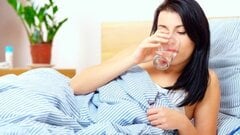 Uống nước khi dạ dày rỗng: Việc đơn giản, lợi ích vàng không phải ai cũng biết