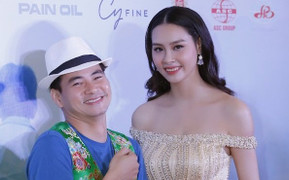 Xuân Bắc ngượng ngùng khi đứng cạnh Hoa hậu Biển Thùy Trang