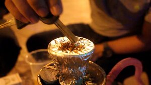17 học sinh lớp 7 'phê' shisha trong lớp học ở Quảng Nam