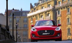 Cận cảnh Suzuki Swift Sport mới, mẫu xe nhẹ nhất thế giới