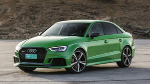 Cận cảnh mẫu sedan Audi RS3 2018 giá từ 1,2 tỷ đồng
