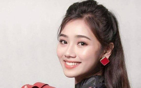 Vẻ đẹp cuốn hút của 'hot girl' xứ Nghệ đam mê múa đương đại