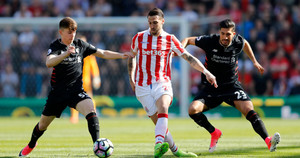 Video kết quả Stoke vs Liverpool: Coutinho tỏa sáng, Liverpool thắng ngược trong 2 phút