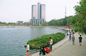 Đề xuất lấp hồ Thành Công để xây nhà tái định cư