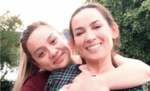 Bất ngờ nhan sắc con gái ruột giấu kín 20 năm của Phi Nhung