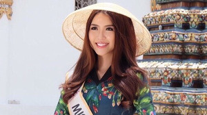 Hoa khôi Tường Linh xinh đẹp trong tà áo dài, tham quan chùa cổ nhất Thái Lan