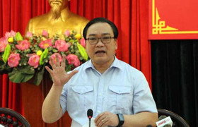 'Dân đặt câu hỏi có xử lý lấn chiếm vỉa hè mãi được không?'