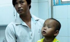 Gắp kèn ra khỏi phổi bệnh nhi