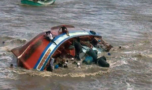 Tàu tham gia lễ hội lật chìm ở Bạc Liêu: Tình tiết bất ngờ