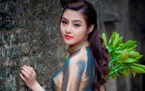 Hot girl xứ Thanh xinh đẹp, khoe dáng chuẩn trong tà áo dài vạn người mê