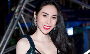 Thuỷ Tiên quyến rũ khó cưỡng, được Công Vinh hộ tống đi diễn