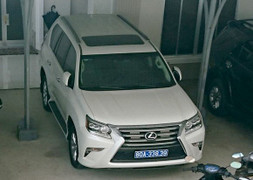 Cà Mau nhận xe sang của doanh nghiệp: Tiến hành kiểm tra