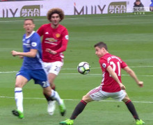 Công nhận bàn mở tỷ số của Rashford, trọng tài trắng trợn thiên vị MU?