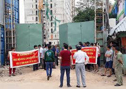 Tân Bình Apartment: Chậm giao nhà vì chủ đầu tư tham thêm tầng