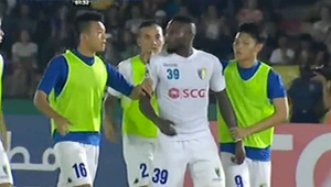 Hoàng Vũ Samson giở thói côn đồ, đấm đối phương gục tại chỗ