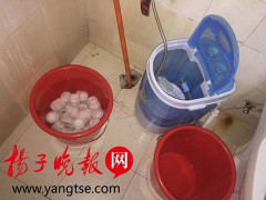 Giật mình cơ sở 'phù phép' mỹ phẩm giả thành hàng hiệu