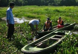 Trạm trưởng kiểm lâm bị thợ săn đâm thủng bụng