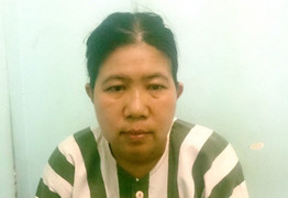 Bắt 'nữ pháp sư' hô biến tiền, vàng thành giấy vụn