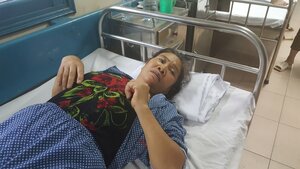 Thanh niên đi xe SH đâm người rồi bỏ trốn: Nạn nhân kể lại giây phút gặp nạn