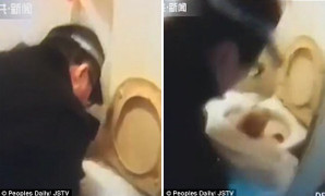 Trung Quốc: Đẻ rơi con xuống bồn cầu vì không biết mình đang mang thai