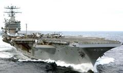 Tàu sân bay USS Carl Vinson bắt đầu tập trận với tàu khu trục Nhật Bản