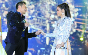 Video: Bất ngờ khi nghe Bằng Kiều song ca cùng Đông Nhi