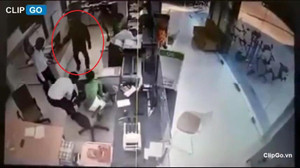 Cướp ngân hàng ở Trà Vinh: Hình ảnh đầu tiên trích từ camera an ninh