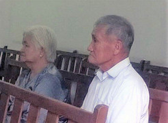 Vợ chồng già trong phiên tòa xét xử con rể 'ngoại' sát hại vợ dã man