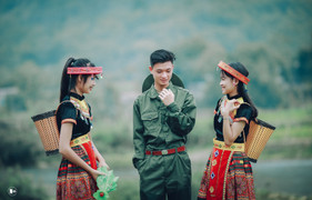 Ảnh kỷ yếu đậm chất lính cực chất của học sinh Thanh Hóa