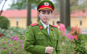 Nam vương Cao đẳng Cảnh sát nhân dân điển trai, chơi đàn organ điêu luyện