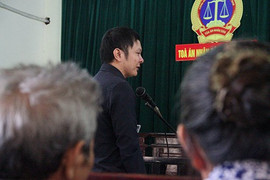 Phẫn nộ tài xế taxi giết nữ giám thị rồi vứt xác phi tang