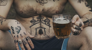 Những chú 'gấu bia' nước Nga tung video dạy cách rót chuẩn