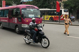 CSGT Hà Nội tạm giữ 115 xe, xử phạt hơn 1 tỷ đồng trong 3 ngày nghỉ lễ